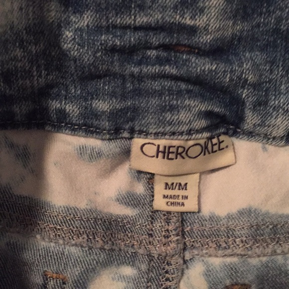 White washed denim shorts - Picture 4 of 4